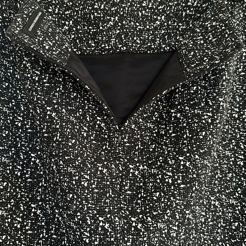 Express Skirt - Picture 4 of 6